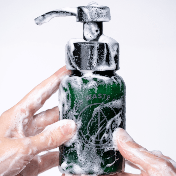 Less_waste_club_duschgel_schaum